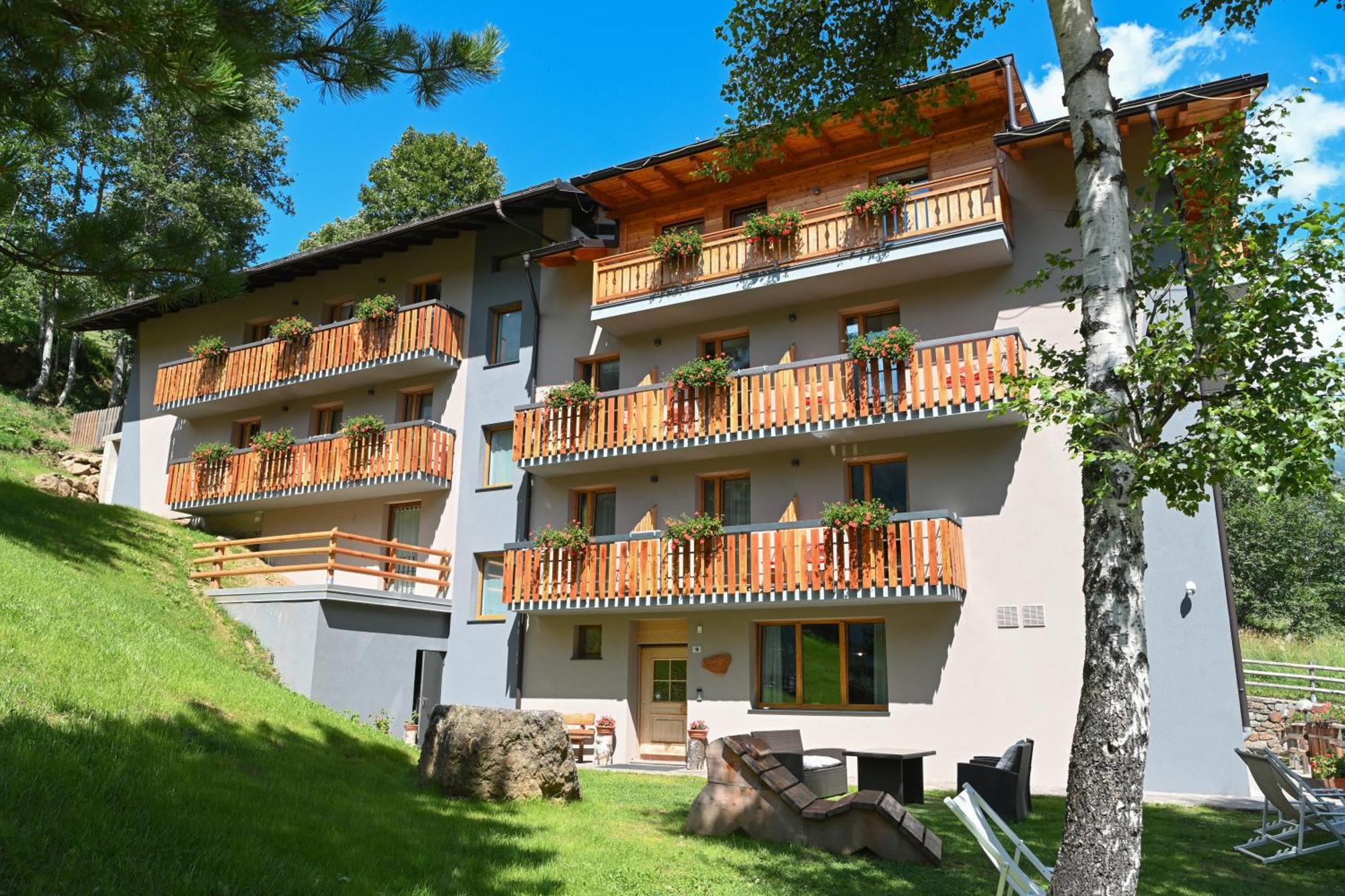 Albergo Sporting Пейо Фонти Экстерьер фото