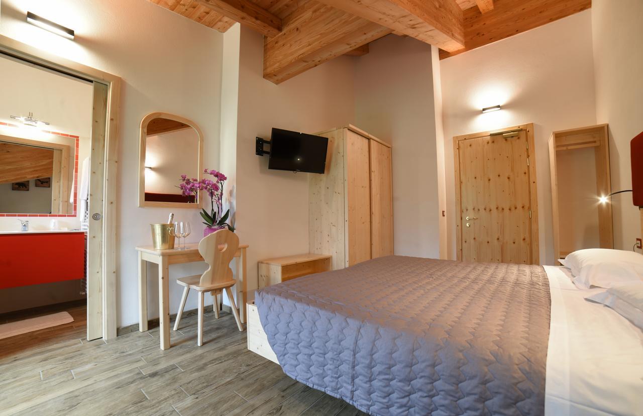 Albergo Sporting Пейо Фонти Экстерьер фото